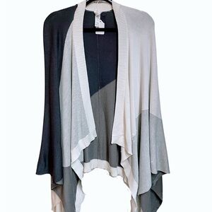 Lululemon ~ Women's Hatha Wrap, OS, greys & white